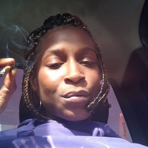 Meet your Posher, Shawnta